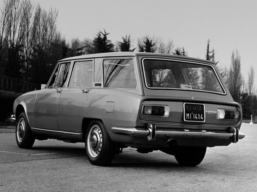Alfa Romeo 1750 Giardinetta Veloce by Pavesi '1968
